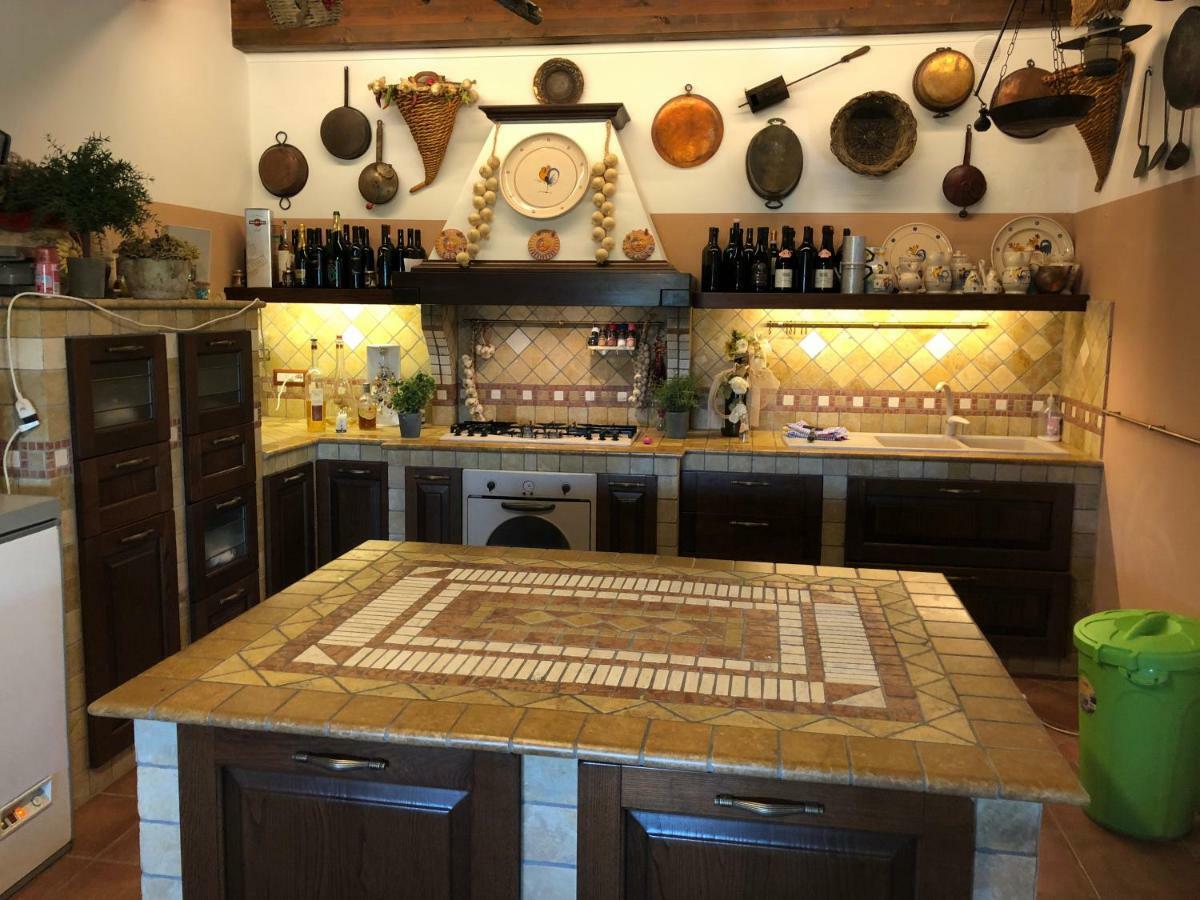 Villa "Casa Al Chiazzullo" Mirabella Eclano Екстериор снимка