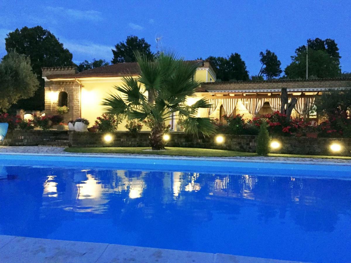 Villa "Casa Al Chiazzullo" Mirabella Eclano Екстериор снимка