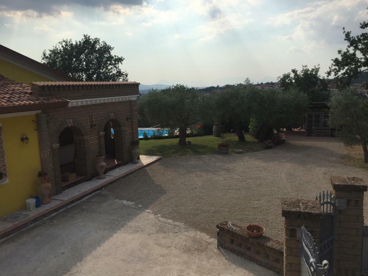 Villa "Casa Al Chiazzullo" Mirabella Eclano Екстериор снимка